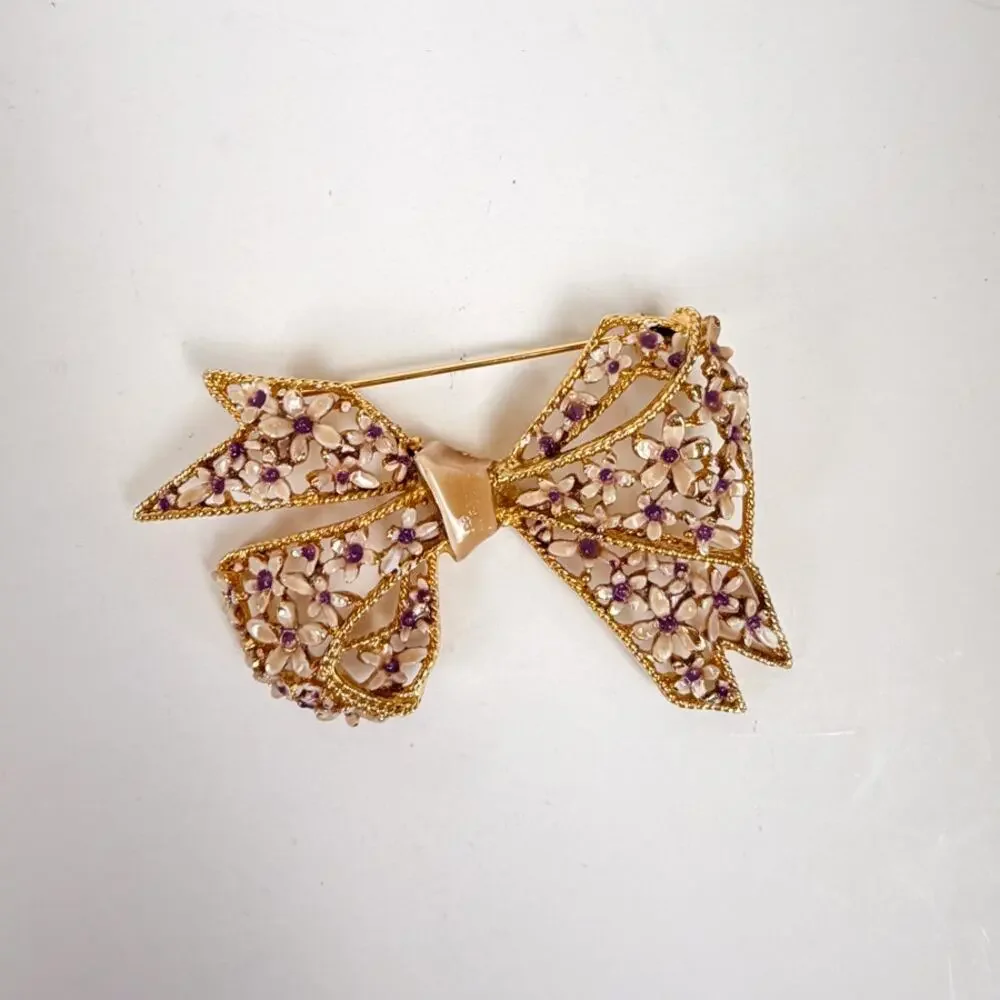 Vintage Gold-Tone Bow Brooch